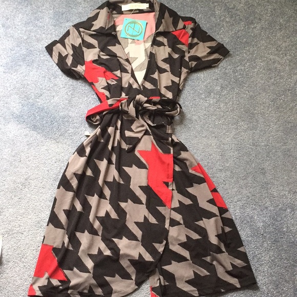 Dresses & Skirts - T. N. wrap dress